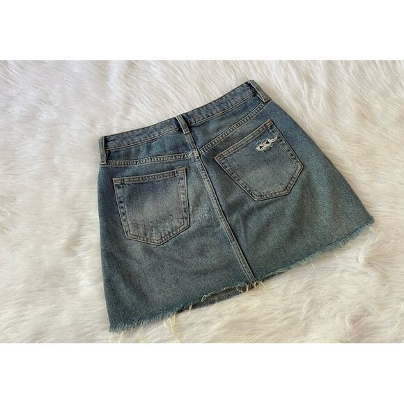 Free People We the Free Distressed Button Fly Denim A-Line Skirt Size 27 | 4 - Picture 3 of 10